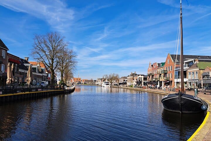 Solve the Lemmer Siege: A Self-Guided Historic Outdoor Escape Walk photo 6
