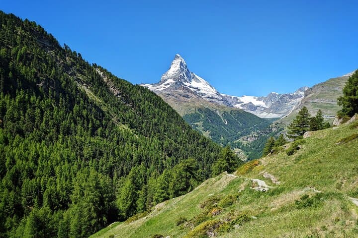 Hike Zermatt’s Five Lake Trail: Sunnegga, Stellisee & Alpine Reflections