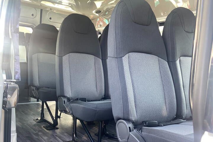 Ho Chi Minh Airport 16-Seat Minivan Transfer | Tan Son Nhat to District 1 photo 2