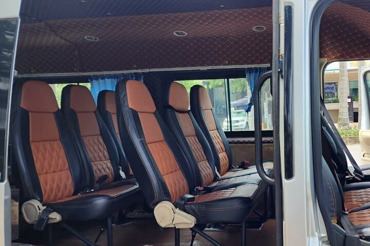 Ho Chi Minh Airport 16-Seat Minivan Transfer | Tan Son Nhat to District 1 photo 3