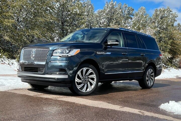 Private SUV Transfer from Orlando Theme Park Hotels to MCO Airport photo 4