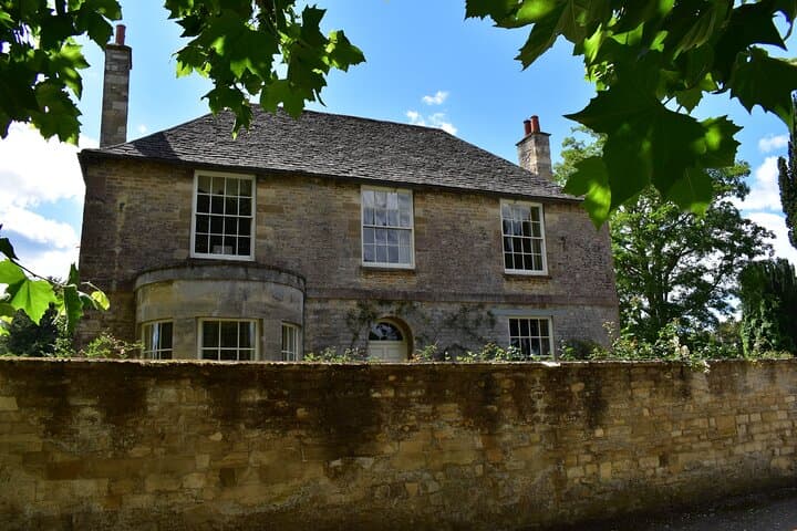 Private Downton Abbey Tour from Oxford to Highclere Castle & Bampton photo 5
