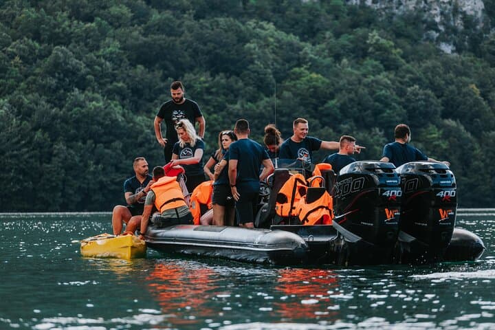 Belgrade Speedboat Tour — 30-Minute Private Ride on the Sava & Danube photo 3