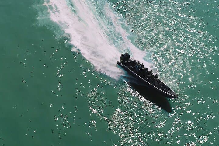 Belgrade Speedboat Tour — 30-Minute Private Ride on the Sava & Danube photo 4