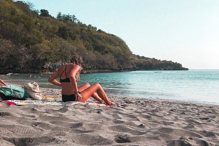 Nusa Penida West Day Tour: Kelingking, Broken Beach & Crystal Bay (All-Inclusive) photo 5