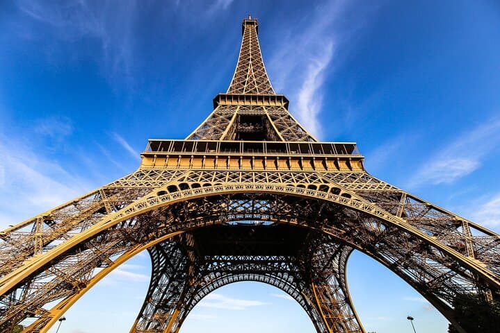 French Kiss Movie Locations Walking Tour — Private Paris Guide photo 2