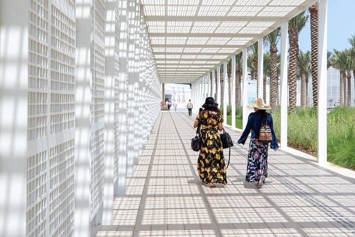 From Dubai to Abu Dhabi: Sheikh Zayed Mosque & City Sights Day Tour photo 6