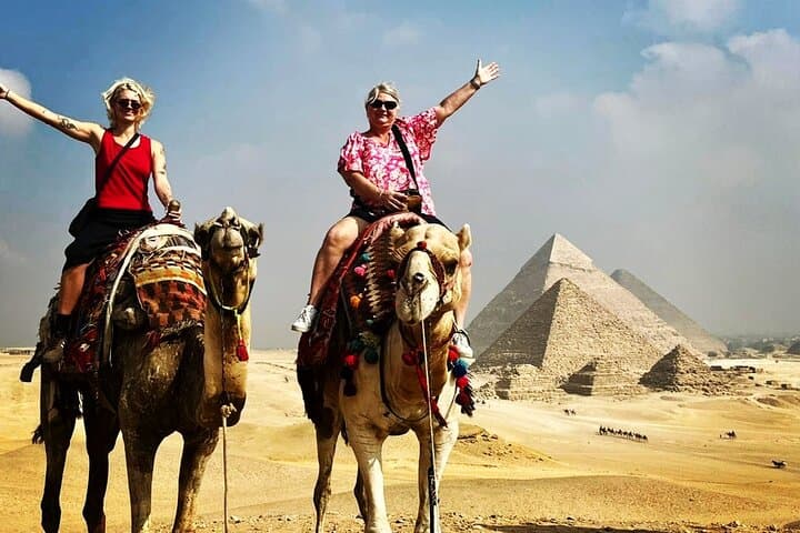Private Giza Pyramid, Sphinx, Saqqara & Memphis Tour — 7-Hour Guided Visit photo 3