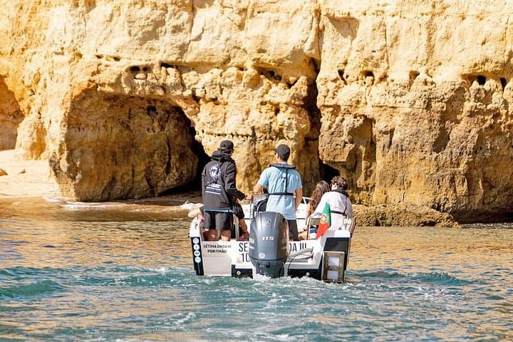 Private Benagil Cave Boat Tour from Armação de Pêra — Explore Algarve Sea Caves in 1 Hour photo 3