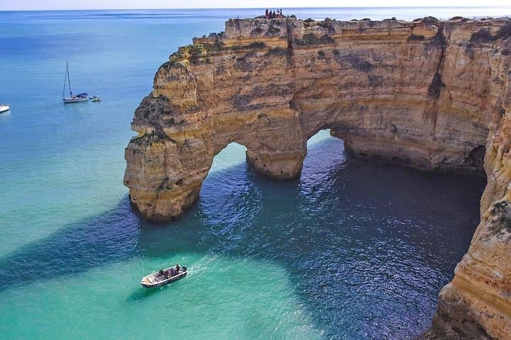 Private Benagil Cave Boat Tour from Armação de Pêra — Explore Algarve Sea Caves in 1 Hour photo 1