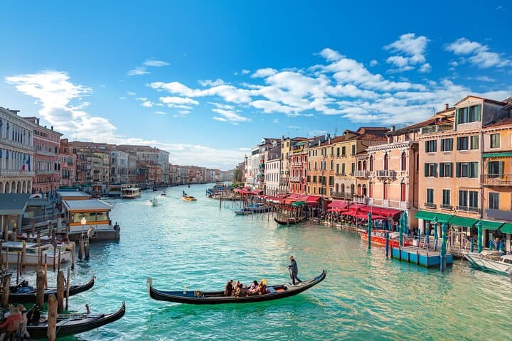 Seamless Transfer: Trieste Port to Venice with Walking Tour and Gondola Options photo 4
