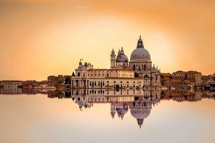 Seamless Transfer: Trieste Port to Venice with Walking Tour and Gondola Options photo 5