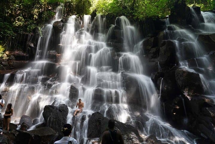 Ubud Waterfalls, Tegalalang Rice Terraces & Monkey Forest Day Tour photo 4