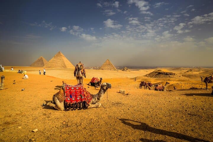 Cairo Day Tour: Pyramids, Sphinx & Khan El Khalili Bazaar photo 4