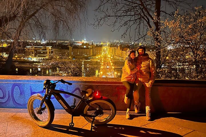Prague Retro E‑Bike Night Tour: Guided Night Ride to Castle, Charles Bridge & Letná Views photo 3