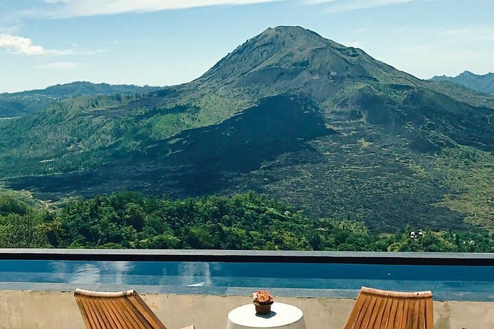 Kintamani Volcano Views & Batur Hot Springs: Full-Day Private Tour from Ubud