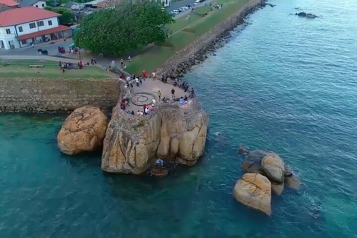 Galle Fort Private Discovery Tour: 7-Hour Cultural & Coastal Walk photo 1