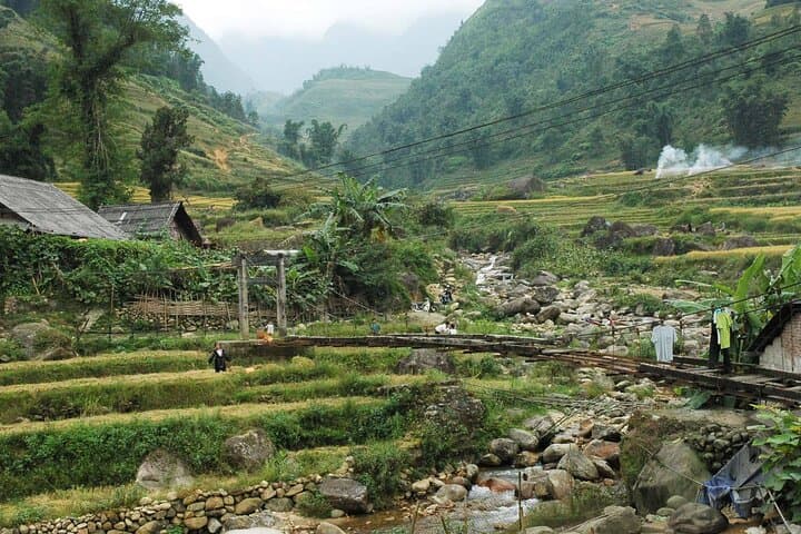 Sapa 2-Day Guided Trek: Ta Van Homestay, Muong Hoa Valley & Hill‑Tribe Treks photo 3