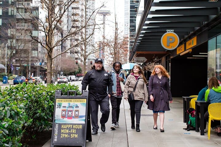 Seattle Chef-Guided Happy Hour Walking Tour: Cocktails, Bubbles & Bites photo 6