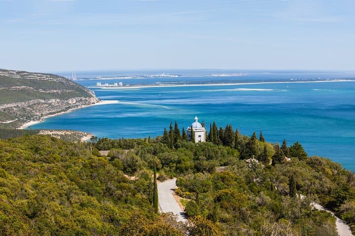 Day Trip from Lisbon: Arrábida, Sesimbra, Palmela & Azeitão photo 4