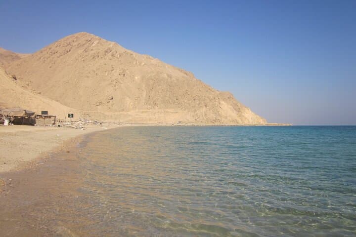 Private Day Trip to El Ein El Sokhna: Red Sea Beach Relaxation from Cairo