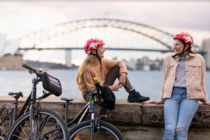 Sydney Bike Tours: Harbour Bridge, Opera House & Barangaroo Cycling Routes photo 2