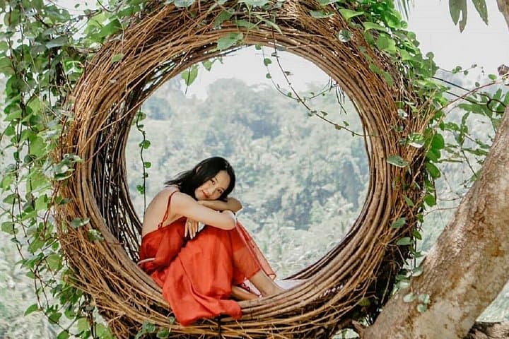 Bali Swing & Uluwatu Sunset Tour — Padang Padang, Jungle Swings, and Kecak Dance photo 6