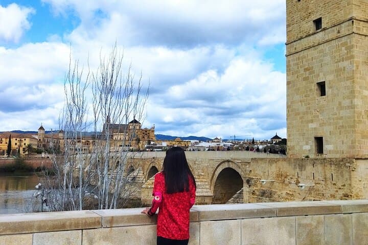 Cordoba Historic Center Running Tour: 6km Private Guided Run Through Ancient Streets photo 2