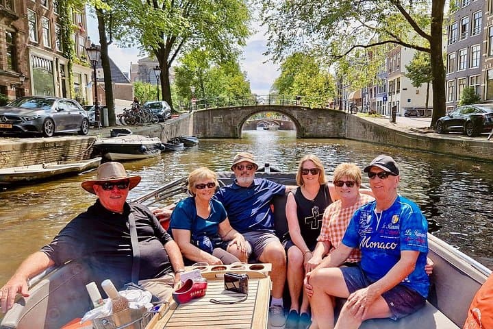 Glide the Amsterdam Canal Belt: Private 90-Minute Electric Boat Cruise photo 3