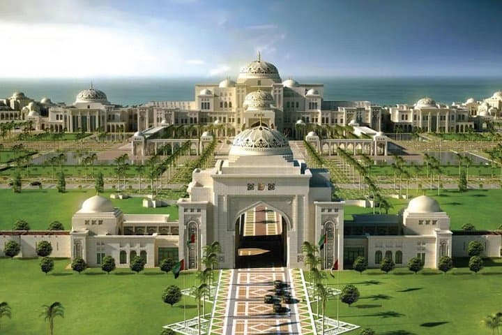 Abu Dhabi Private City Tour with Qasr Al Watan — Full-Day Highlights photo 2