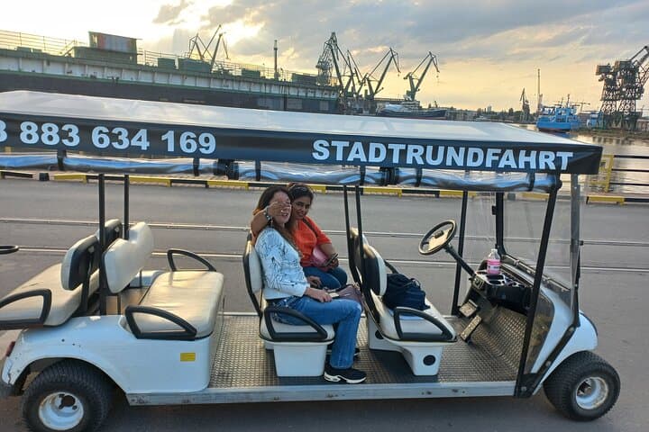 Gdańsk Electric Cart Private Tour — Live-Guided 90-Minute City Highlights photo 4