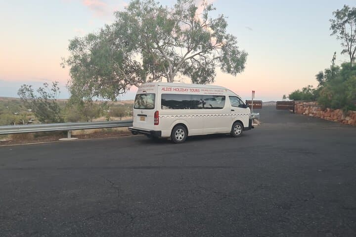 Alice Springs to Uluru One-Day Private Charter — Mala Walk, Kuniya & Walpa Gorge