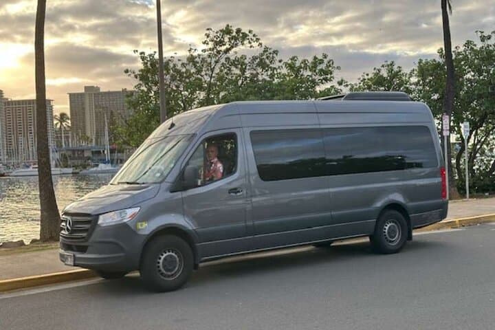 Maui Airport Shared Transfer — Easy Shuttle from OGG to Kihei, Wailea & Kaanapali