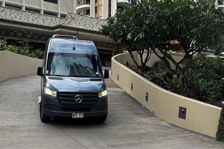 Shared Arrival Transfer: Honolulu Airport to Waikiki, Kahala & Ko Olina