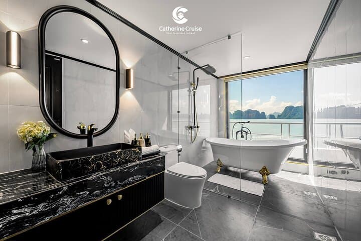 Catherine Cruise: 2-Day/1-Night Halong Bay and Bai Tu Long Overnight photo 6