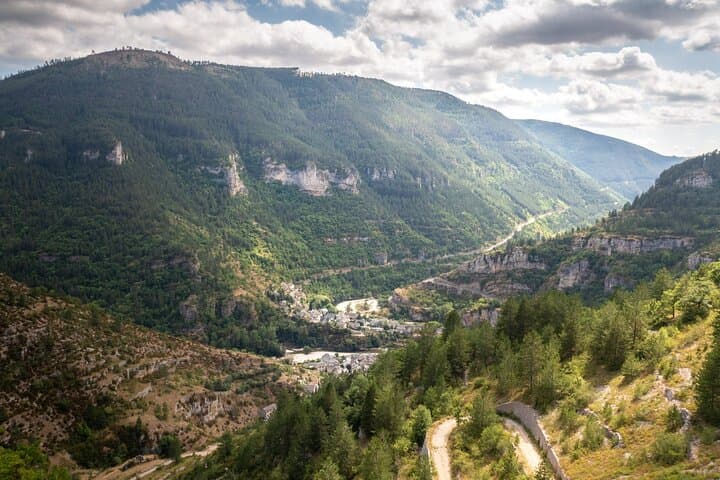 Explore the Causses and Gorges du Tarn: Commented Day Trip from Mende