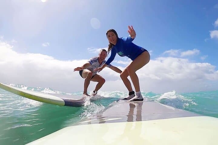Surf Class in Miraflores: 75-Minute Beginner & Advanced Lessons in Lima