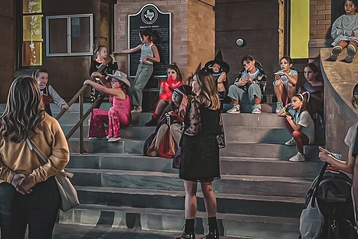 Ghosts of Old Georgetown Walking Tour: Haunted Historic Stroll in Georgetown, TX