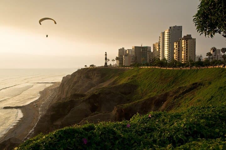 Paramotor Sky: Private Paragliding Over Lima’s Costa Verde photo 4