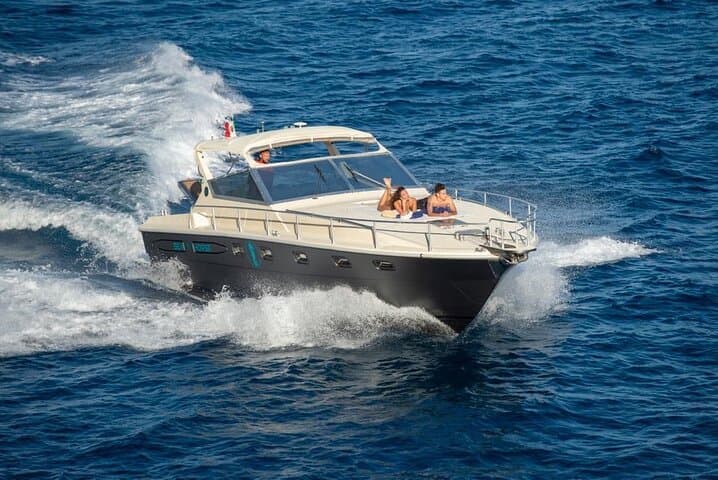 Luxury Amalfi Coast Boat Tour: Positano & Fiordo di Furore Day Cruise photo 6