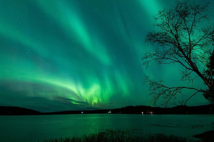Rovaniemi Aurora Hunt: Guaranteed Northern Lights Tour with Local Guide photo 4