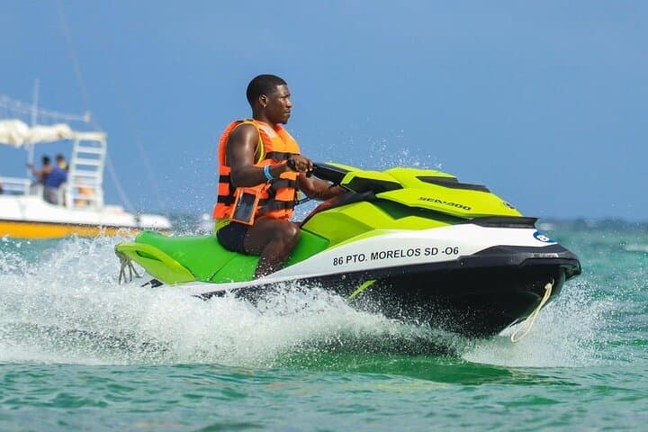Jet Car Water Sports Adventure in Montego Bay photo 2