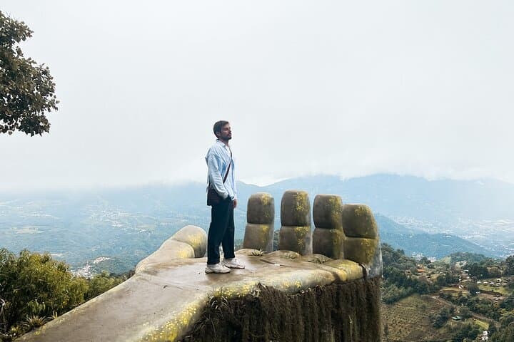 5-Day Guatemala Must-See: Antigua, Hobbitenango & Lake Atitlan photo 2