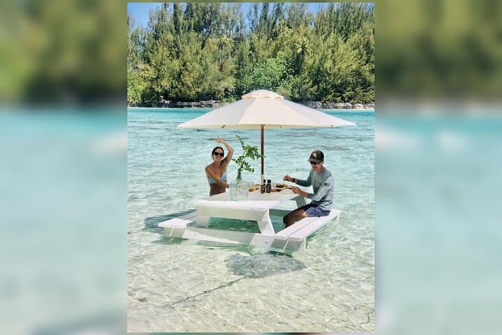 Moorea Lagoon Tour: Lunch on a Motu with Snorkeling, Stingrays & Turtles photo 2