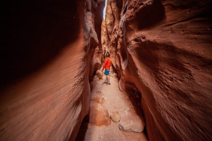 Private Guided Buckskin Gulch Slot Canyon Hike via Wire Pass photo 2