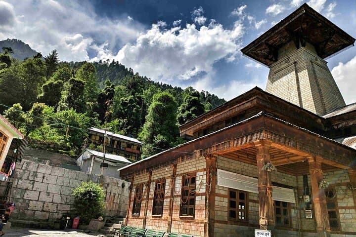 Manali, Kullu & Solang Valley One-Day Sightseeing and Paragliding Tour photo 4