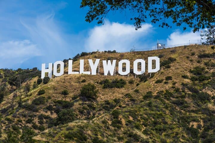 Los Angeles Iconic Tour: Celebrity Homes, Filming Locations, Walk of Fame & Santa Monica photo 2