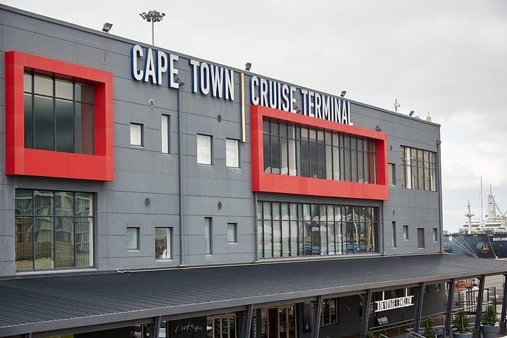 Private Shuttle from Cape Town Cruise Terminal to Cape Town International Airport