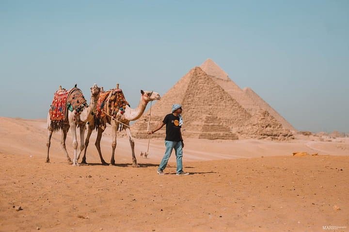 2-Day Private Cairo & Giza Tour — Pyramids, Egyptian Museum and Khan el-Khalili