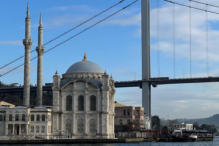 Morning Bosphorus Cruise with Asian-Side Stop — 3-Hour Istanbul Boat Tour photo 1